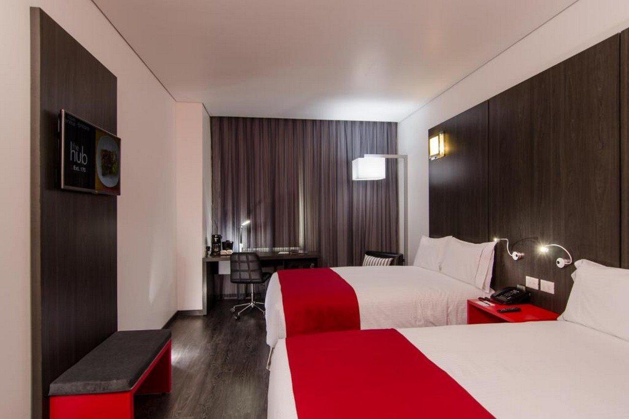 Ramada Encore By Wyndham Guadalajara Sur Palomar Exterior photo